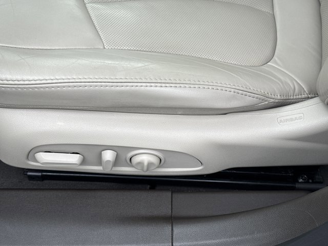 Used 2019 Buick LaCrosse Essence w/ Sun and Shade Package image 16