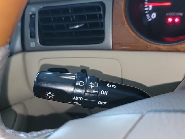 Used 2005 Lexus ES 330 FWD image 18