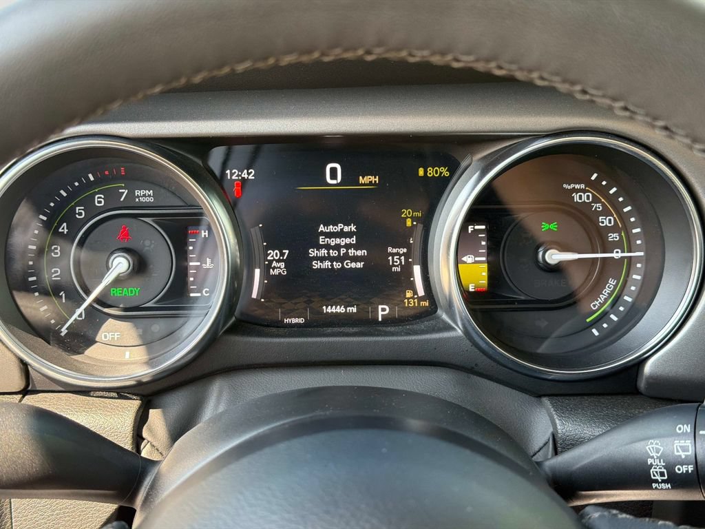 Used 2023 Jeep Wrangler Unlimited w/ Cold Weather Group AWD/4WD image 28