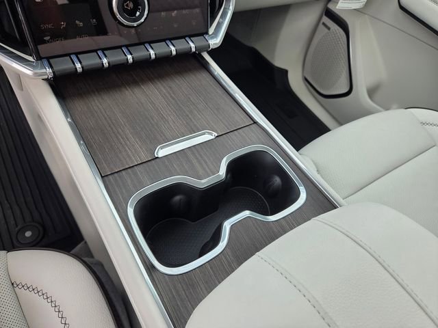 New 2026 GMC Acadia Denali w/ Super Cruise Package image 28