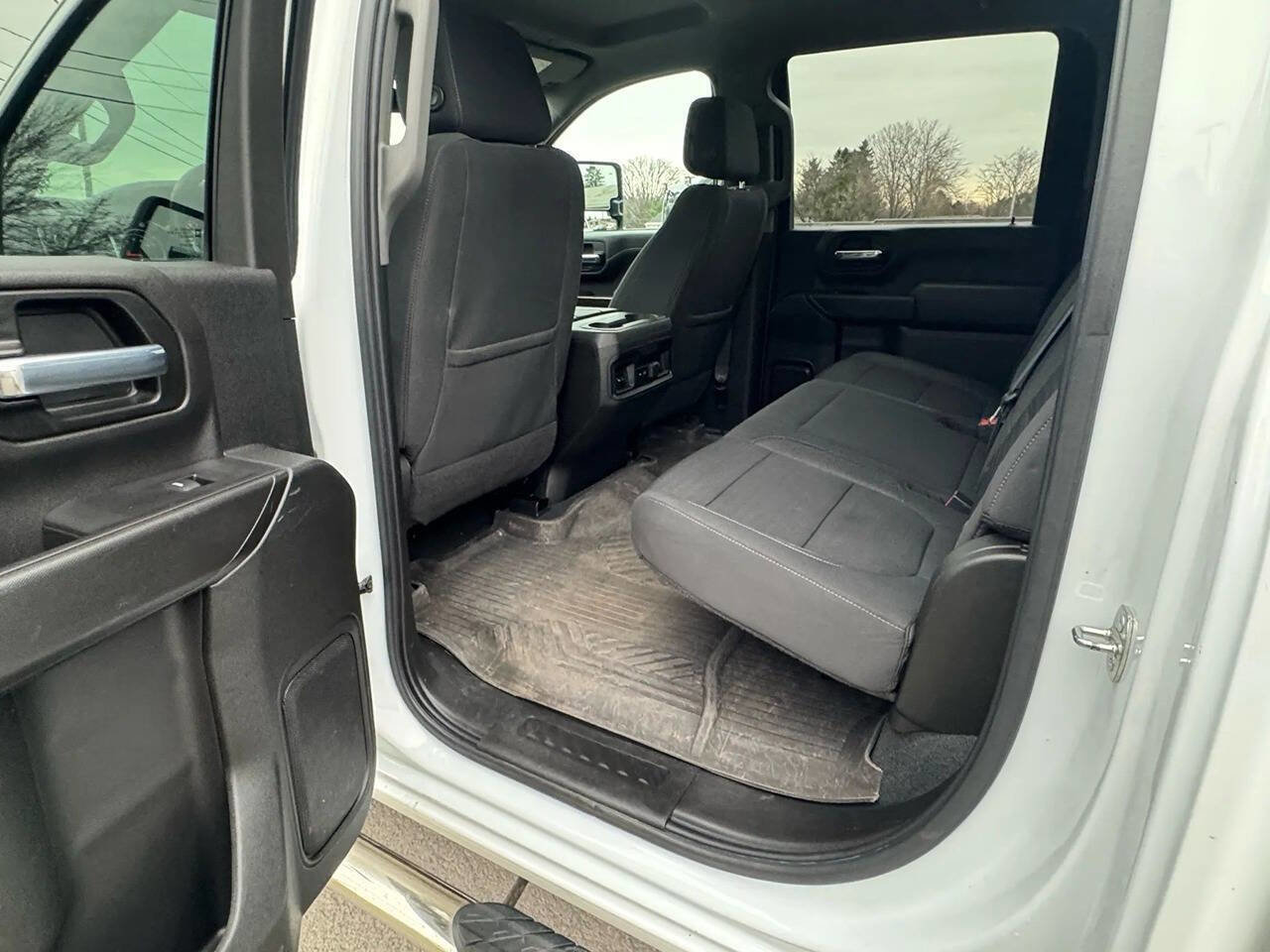 Used 2021 Chevrolet Silverado 2500 LT w/ Convenience Package image 10