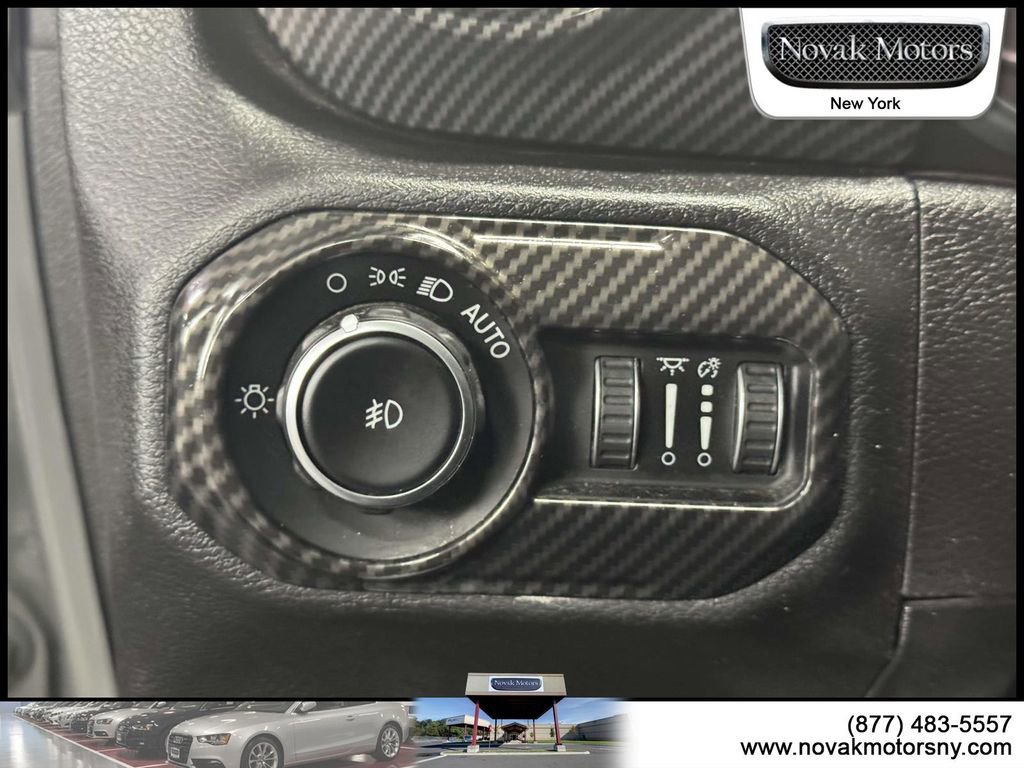 Used 2021 Jeep Wrangler Sport AWD/4WD image 15