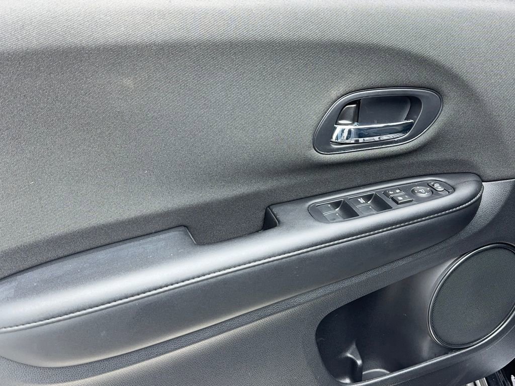 Used 2022 Honda HR-V Sport image 34