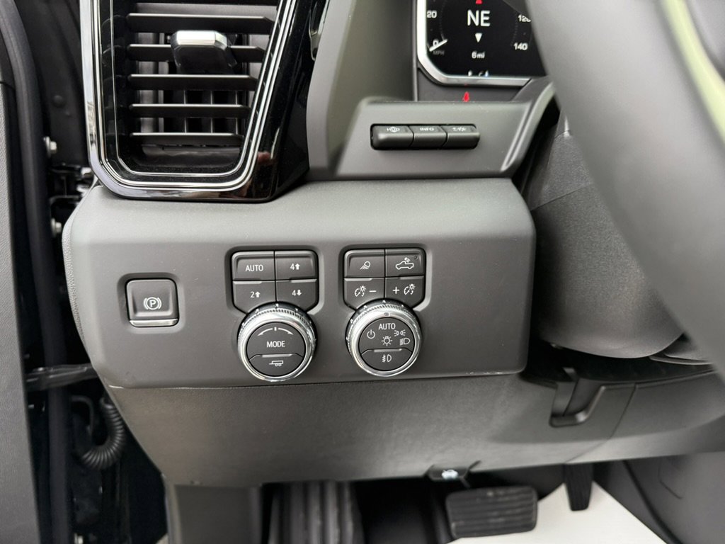 New 2026 GMC Sierra 2500 AT4 w/ Technology Package image 16