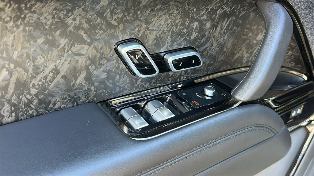 Used 2023 Land Rover Range Rover Sport SE image 9