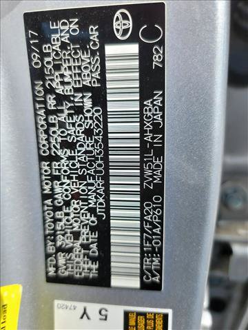 Used 2017 Toyota Prius Three FWD image 16