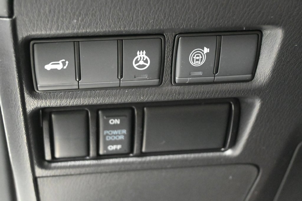 Used 2023 Nissan Armada Platinum w/ Captain's Chairs Package AWD/4WD image 6