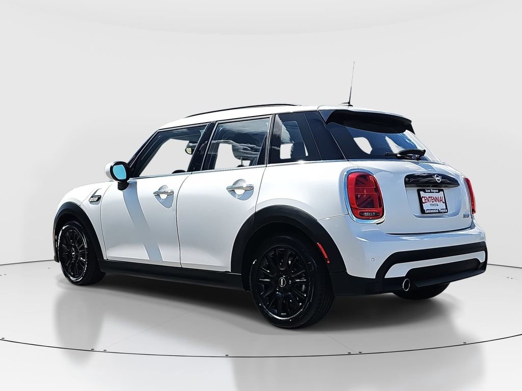 Used 2023 MINI Cooper 4-Door Hardtop image 7