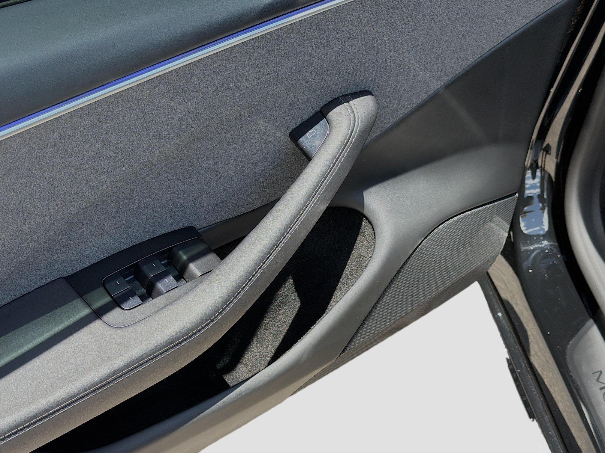 Used 2025 Tesla Model 3 Long Range RWD image 22