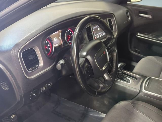 Used 2022 Dodge Charger SXT image 10