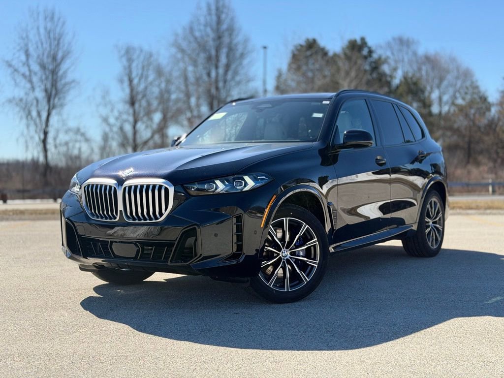 New 2026 BMW X5 xDrive40i w/ M Sport Package image 1
