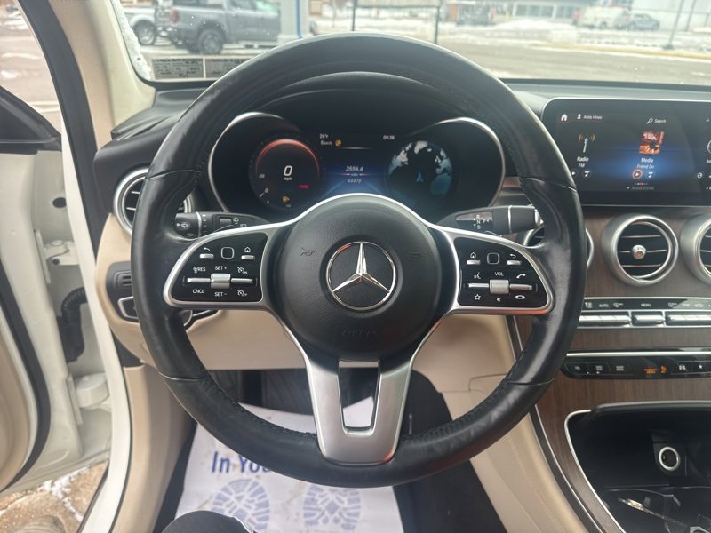 Used 2021 Mercedes-Benz GLC 300 4MATIC image 27
