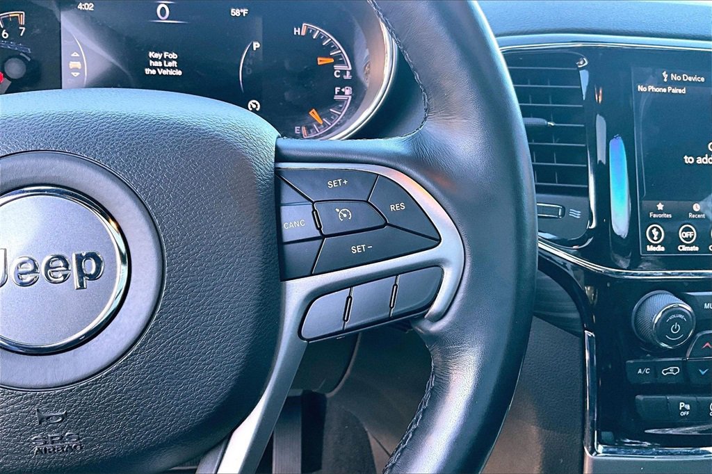 Used 2021 Jeep Grand Cherokee Laredo X image 12