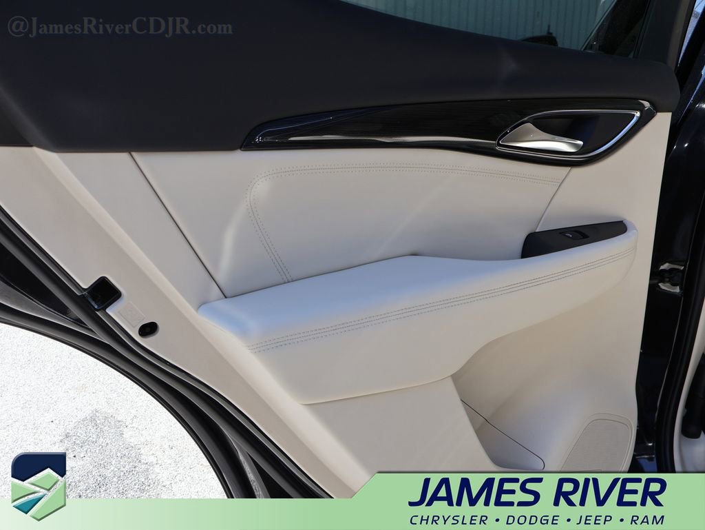 Used 2023 Buick Envision Essence AWD/4WD image 17