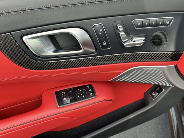 Used 2018 Mercedes-Benz SL 63 AMG image 20