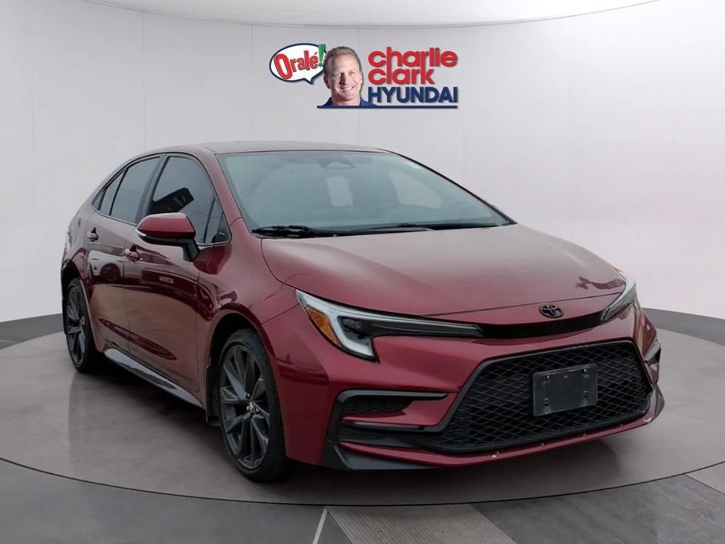 Used 2024 Toyota Corolla SE FWD image 7