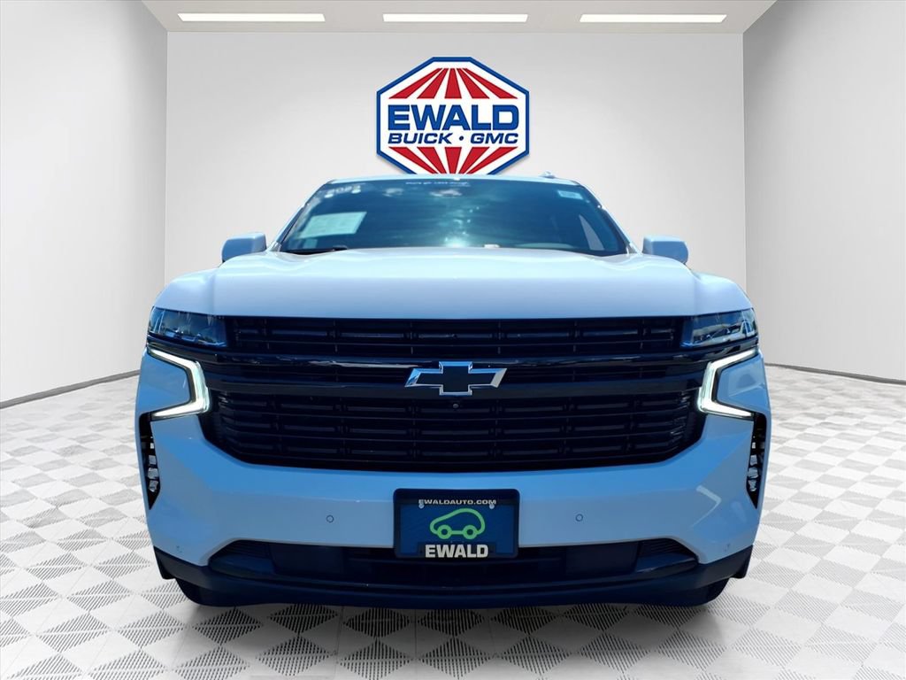 Certified 2023 Chevrolet Suburban RST w/ Luxury Package AWD/4WD image 7