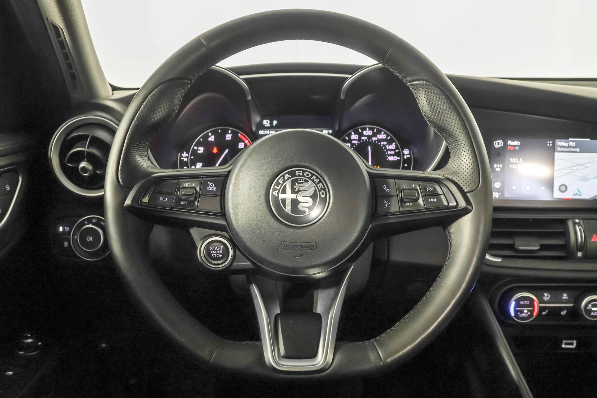 Used 2020 Alfa Romeo Giulia Ti w/ Nero Edizione RWD image 27