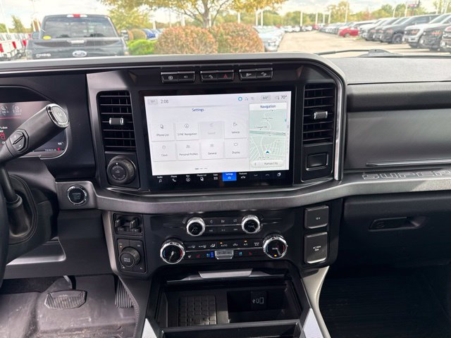 Used 2024 Ford F350 Platinum AWD/4WD image 17