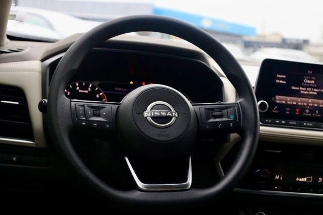 Used 2023 Nissan Rogue SL w/ SL Premium Package image 29