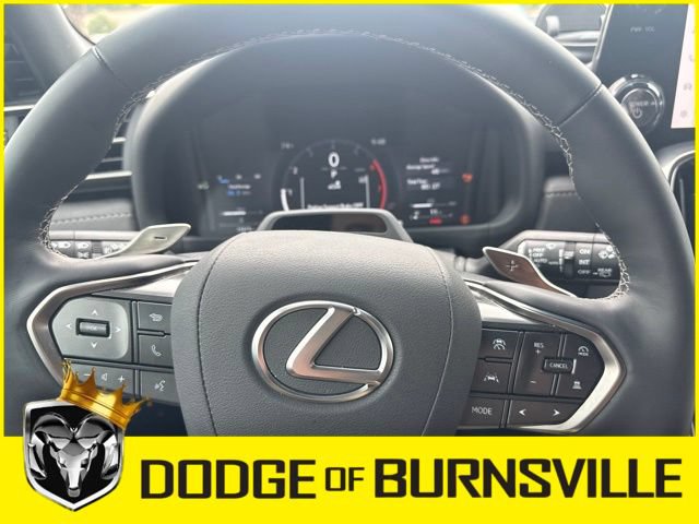 Used 2025 Lexus LX 700h Overtrail AWD/4WD image 9