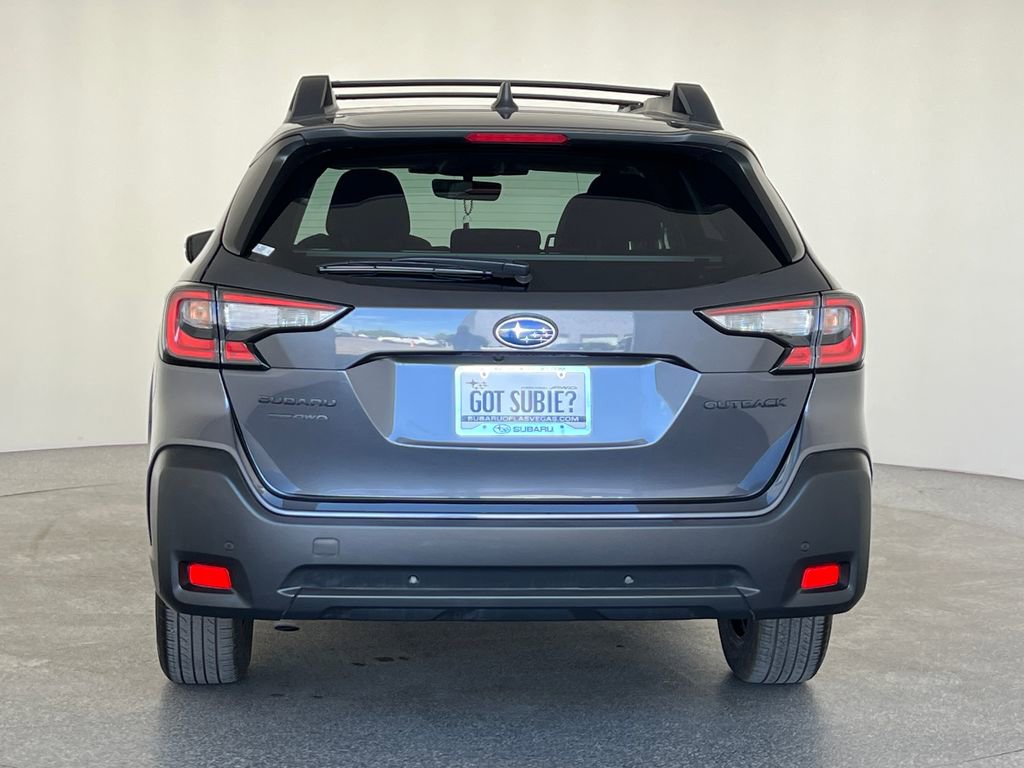 Certified 2025 Subaru Outback Onyx Edition AWD/4WD image 5