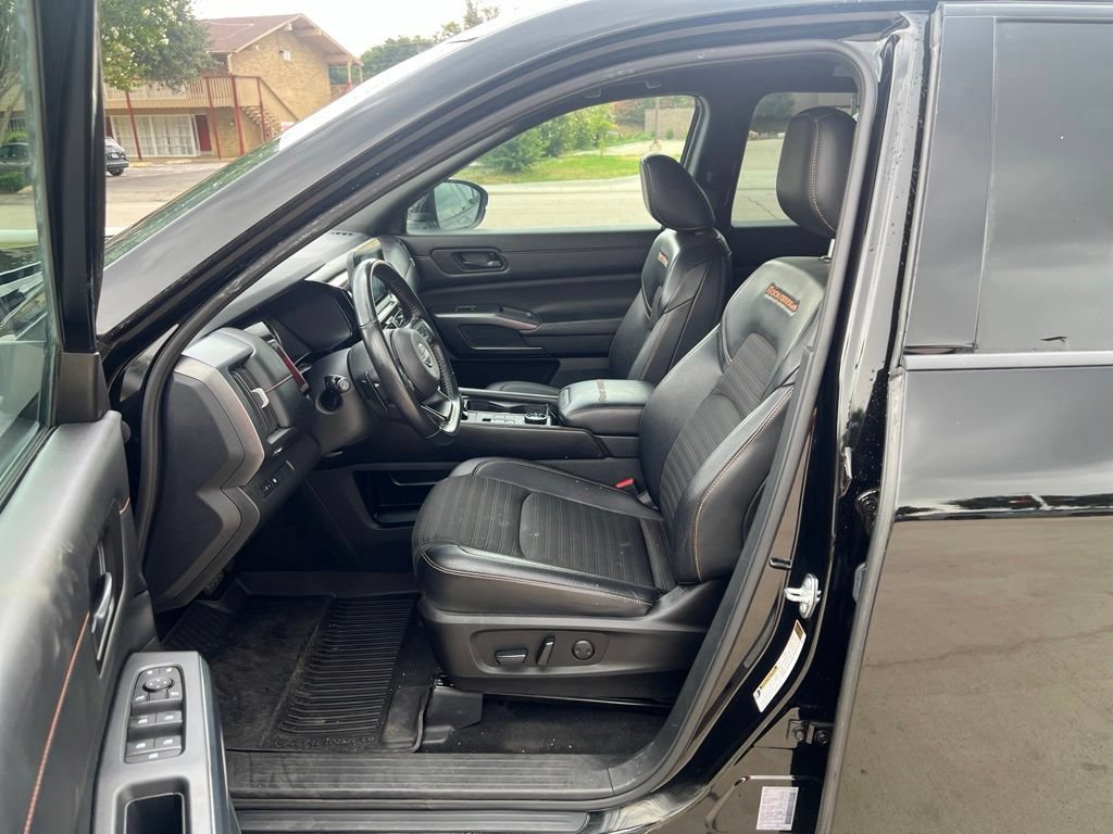 Used 2024 Nissan Pathfinder Rock Creek AWD/4WD image 7