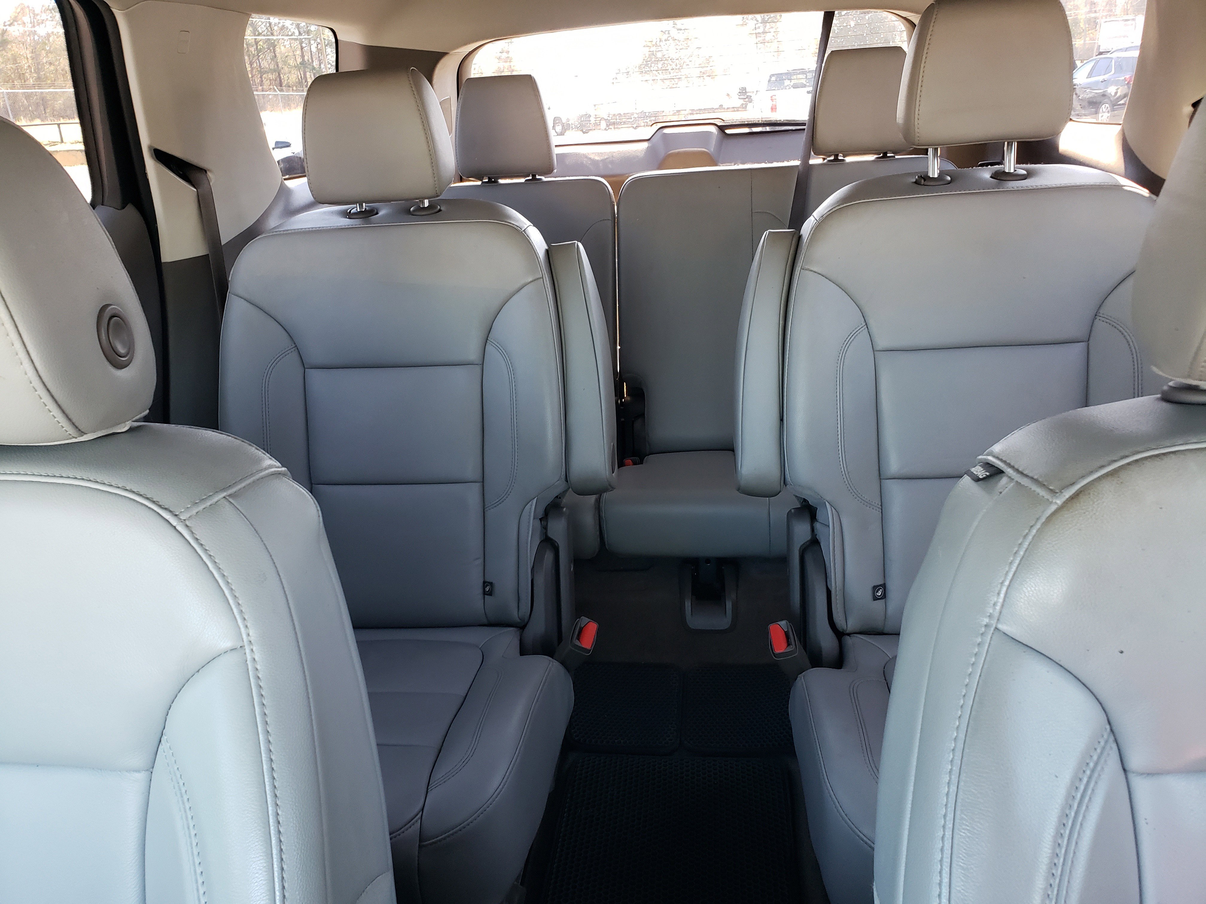 Used 2019 Chevrolet Traverse LT image 27