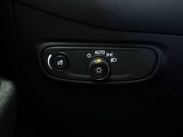Used 2023 Chevrolet Equinox LT w/ Driver Convenience Package FWD image 33