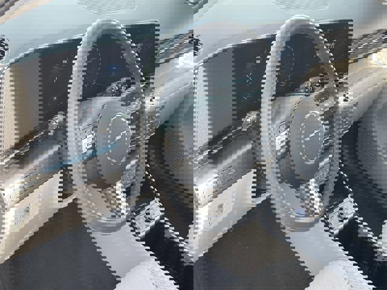 Used 2025 Hyundai Kona Limited image 17