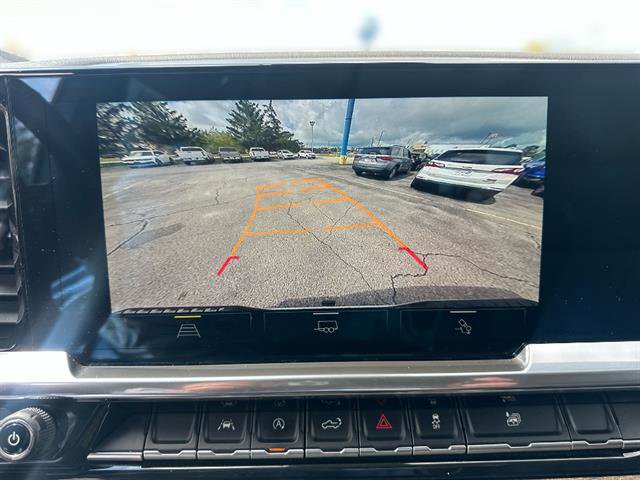 Used 2022 Chevrolet Silverado 1500 RST w/ Convenience Package II AWD/4WD image 21