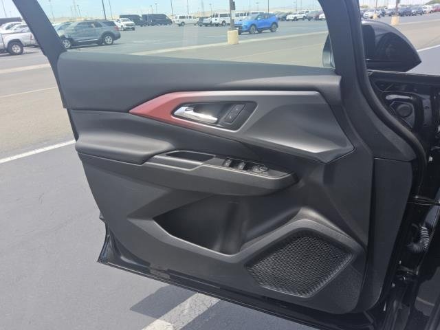 Used 2025 Chevrolet Equinox EV RS FWD image 6