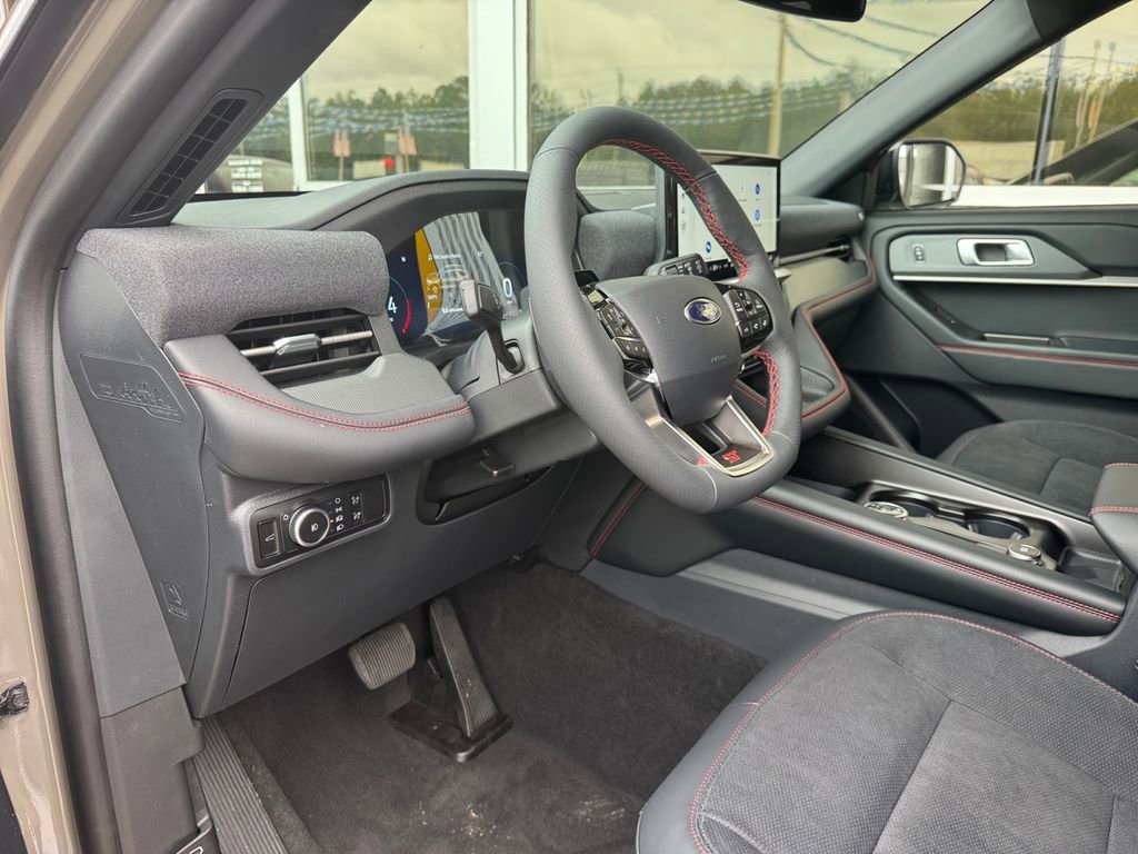 New 2026 Ford Explorer ST image 37