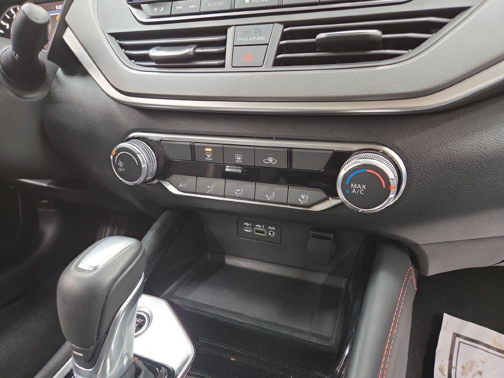 Used 2025 Nissan Altima 2.5 SR AWD/4WD image 15