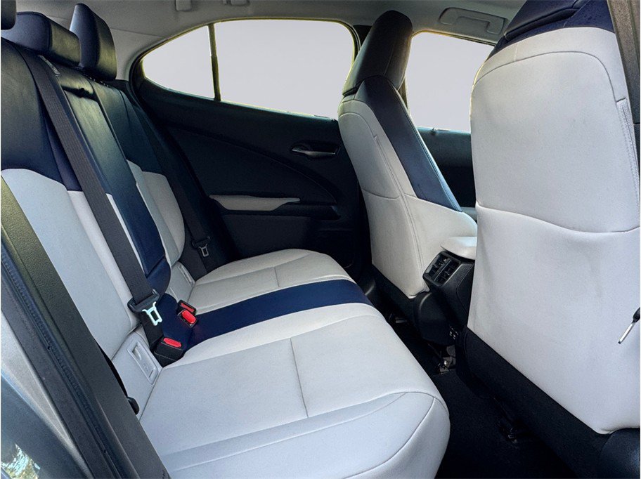 Used 2019 Lexus UX 250h w/ Premium Package AWD/4WD image 25