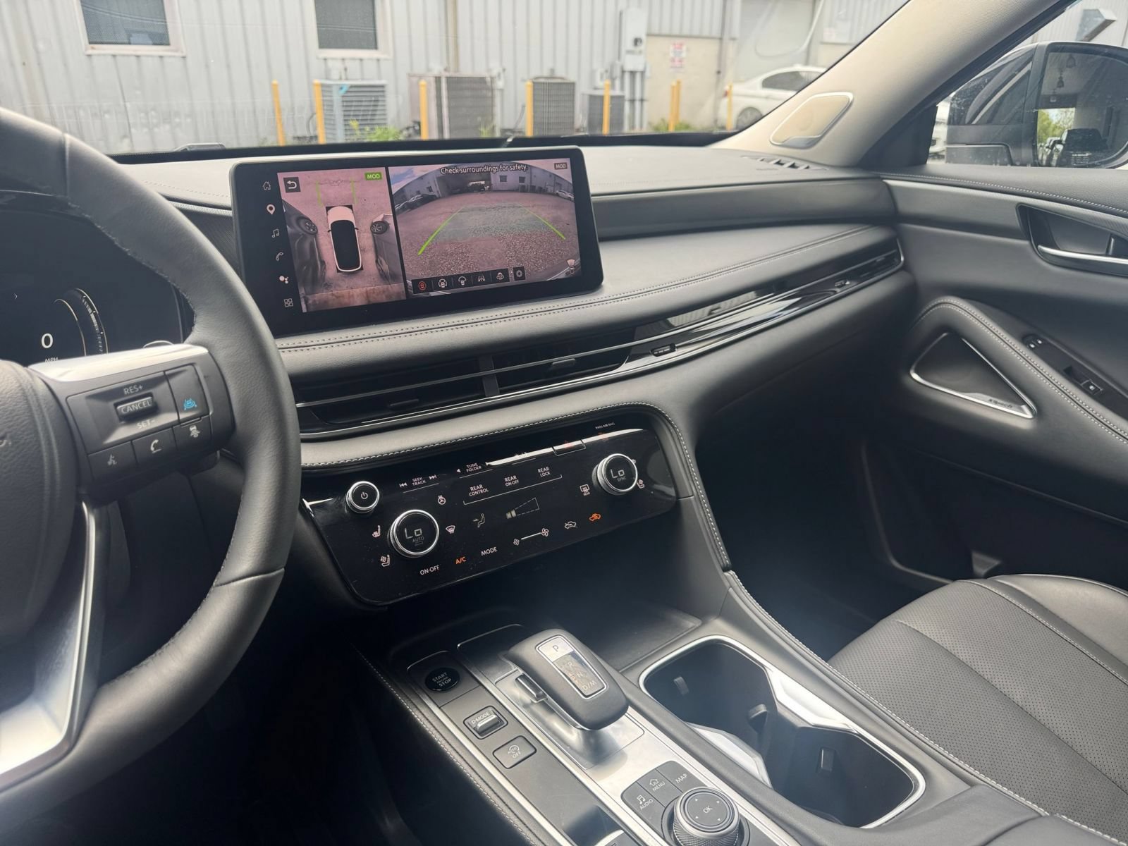 Used 2026 INFINITI QX60 Luxe AWD/4WD image 17