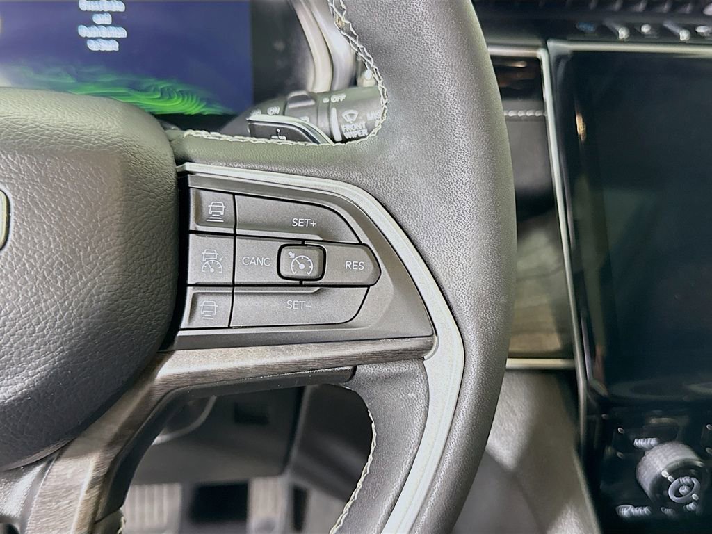 Used 2022 Jeep Grand Cherokee Limited 4xe image 23