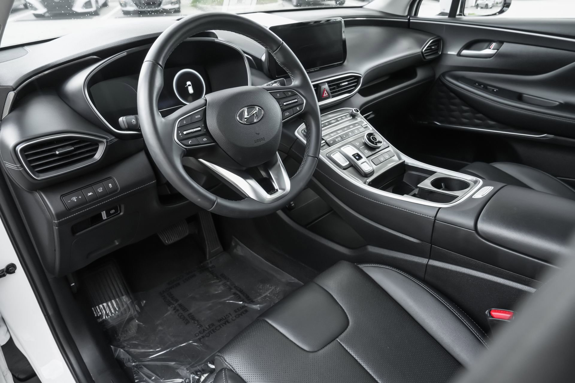 Used 2023 Hyundai Santa Fe SEL Premium w/ Cargo Package image 6