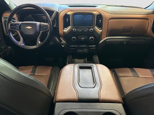 Used 2021 Chevrolet Silverado 1500 High Country w/ Technology Package AWD/4WD image 11