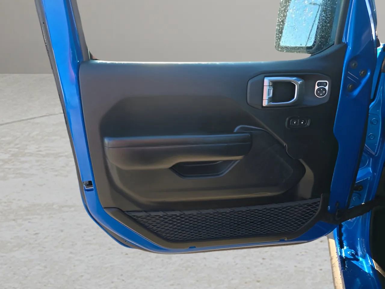 Used 2021 Jeep Wrangler Unlimited Rubicon image 4