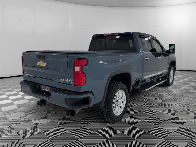 Certified 2024 Chevrolet Silverado 3500 High Country w/ Technology Package AWD/4WD image 5