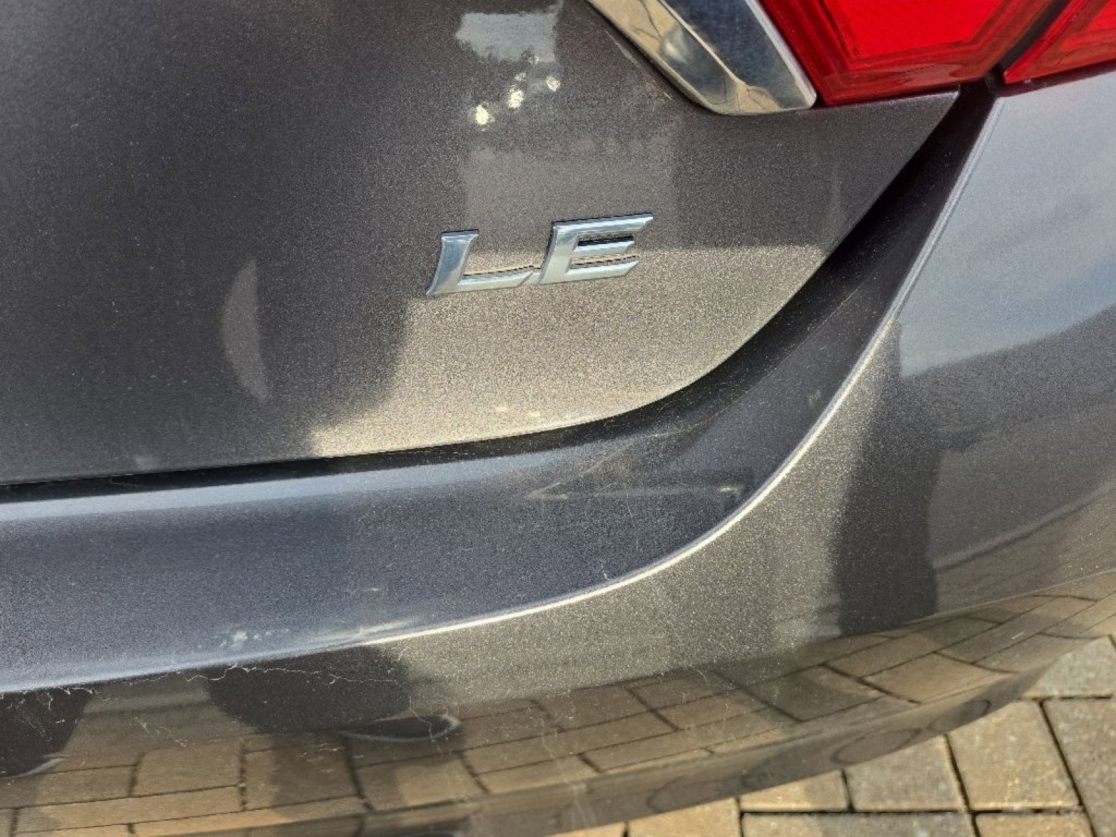 Used 2017 Toyota Camry LE FWD image 5