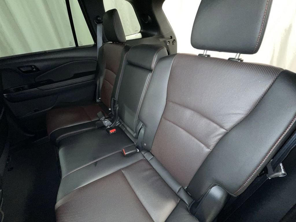 Certified 2024 Honda Passport Black Edition image 27