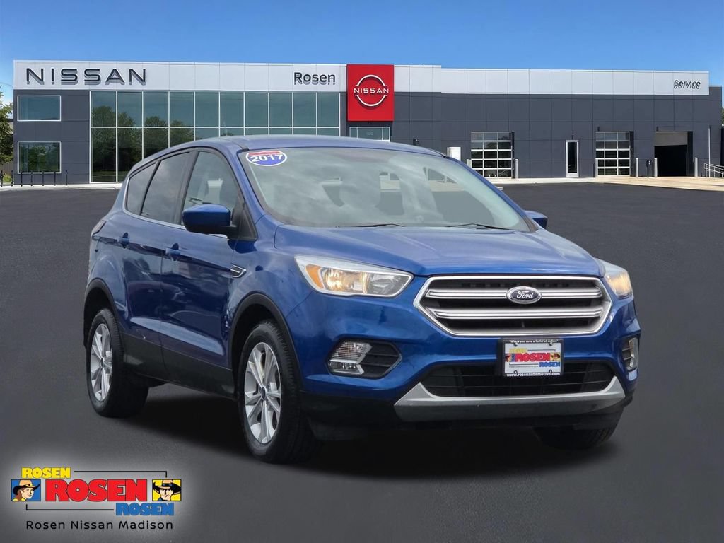 Used 2017 Ford Escape SE w/ SE Cold Weather Package