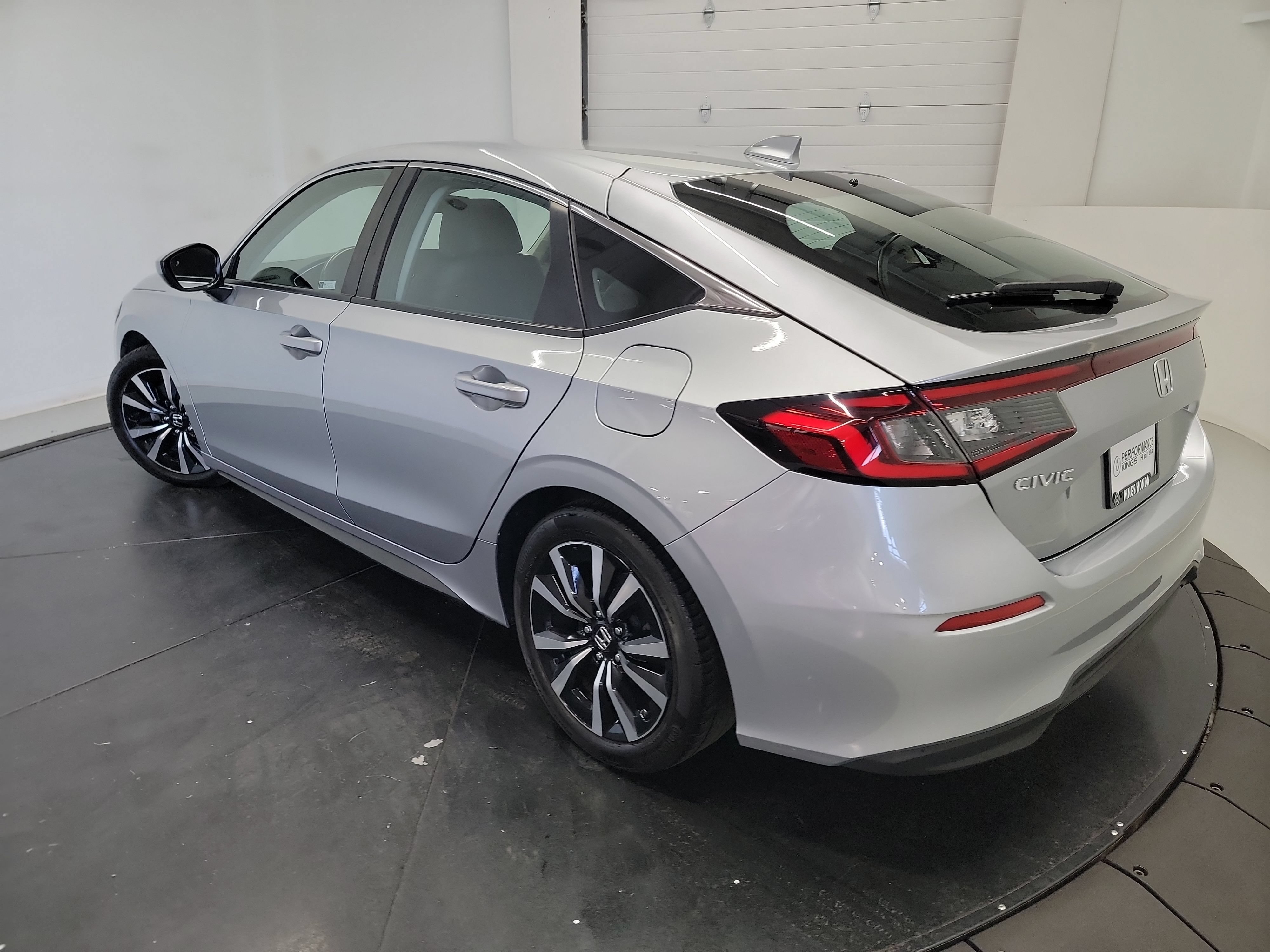 Certified 2024 Honda Civic EX-L image 6