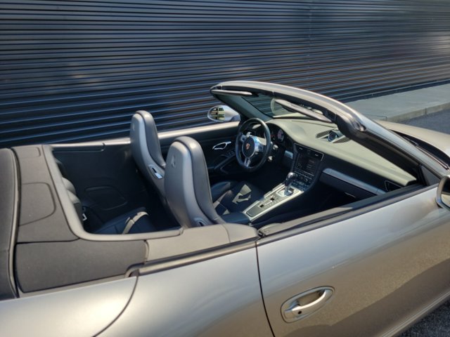 Used 2012 Porsche 911 Carrera S RWD image 10