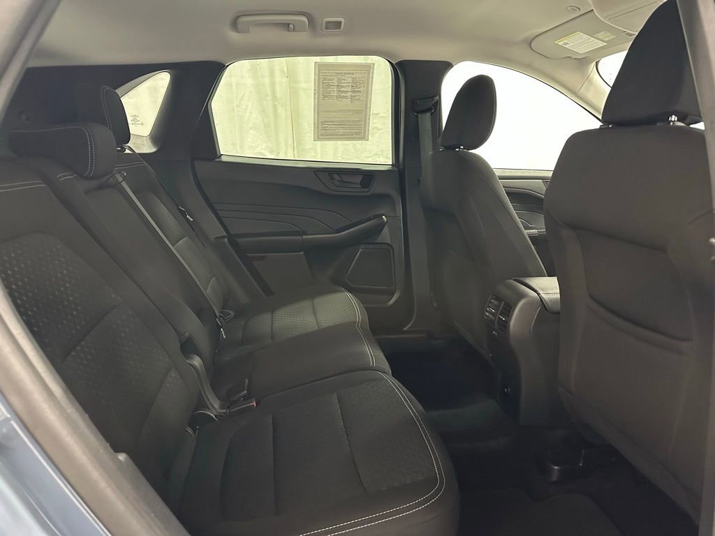 Used 2025 Ford Escape Active image 48
