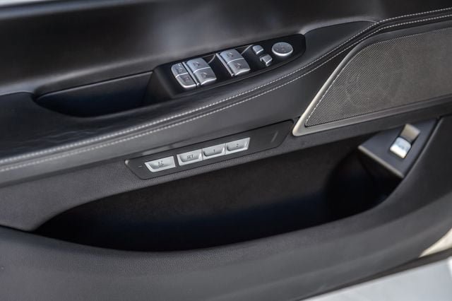 Used 2017 BMW 740i RWD image 53