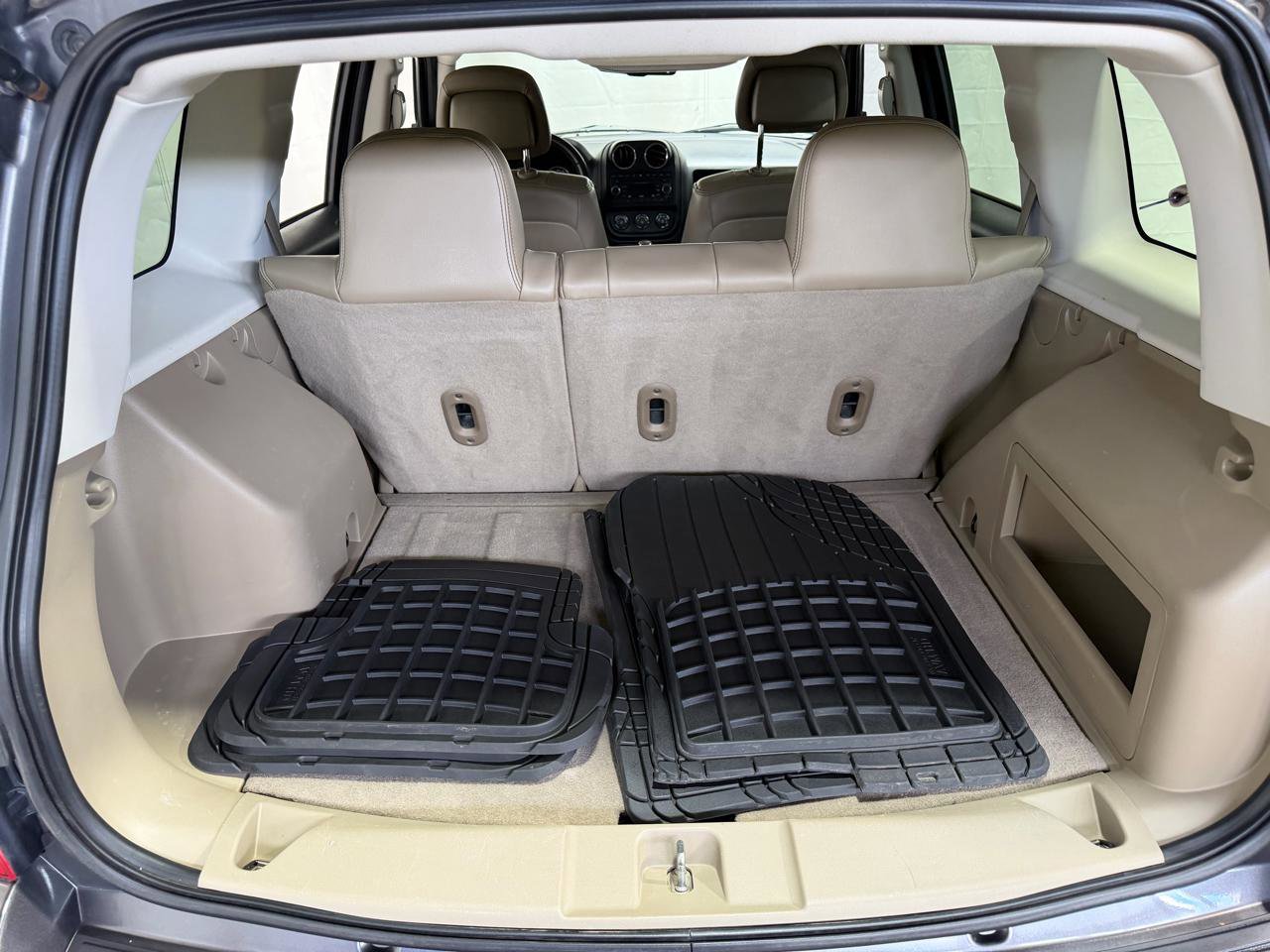 Used 2015 Jeep Patriot Limited AWD/4WD image 19