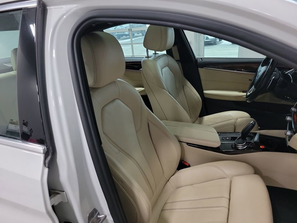 Used 2018 BMW 530i xDrive image 20